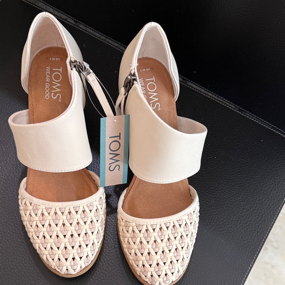TOMS Women's Cream Espadrille Sandals